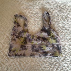 LIKE NEW: Lululemon Align Reversible Bra - Size 4 (A/B Cup)